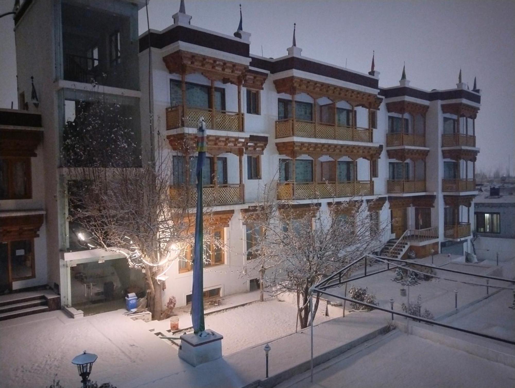Hotel Jigmet, Leh Ngoại thất bức ảnh
